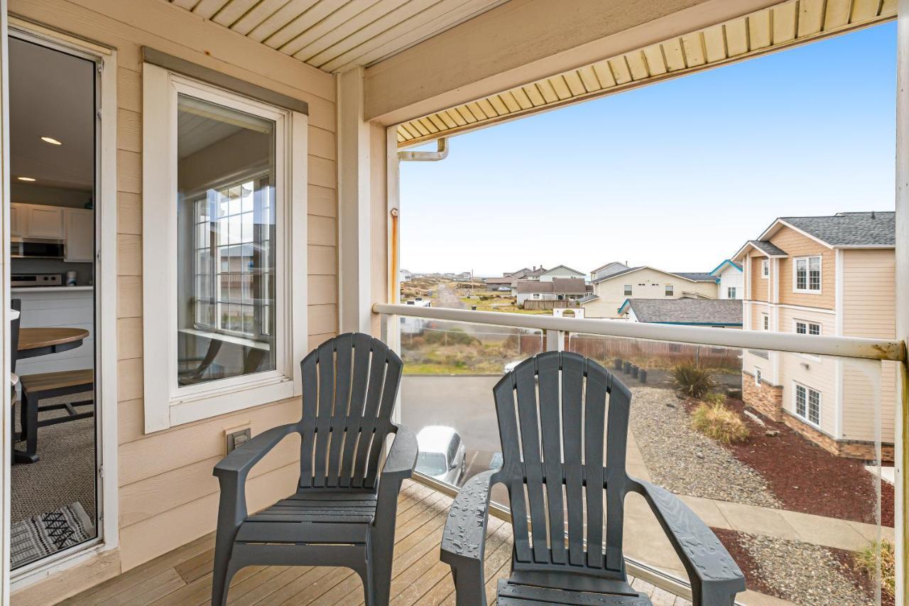 Once Upon A Tide Apartment Westport Exterior photo